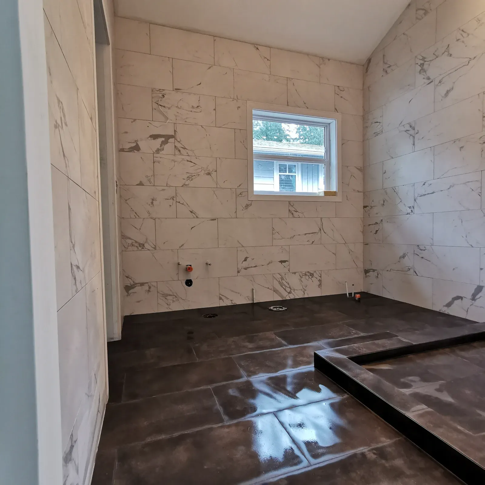 Dark Stone Flooring by RENOGUYS